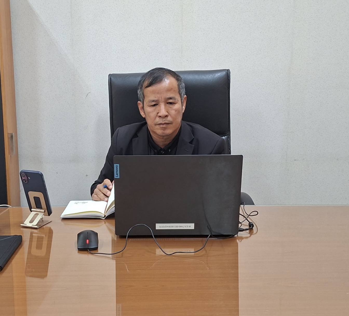 title - ผู้ตรวจราชการ ส.ป.ก. เข้าร่วมการประชุมตรวจติดตามการดำเนินงานตามแผนการตรวจราชการ ของผู้ตรวจราชการกระทรวงเกษตรและสหกรณ์ ประจำปีงบประมาณ พ.ศ. 2569 รอบที่ 1 ในเขตตรวจราชการที่ 9 จังหวัดจันทบุรี